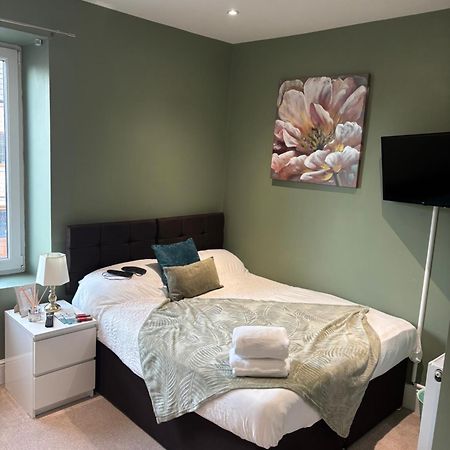 Private & Modern En-Suite Rooms Town Centre Self Check-In Barnsley Eksteriør bilde