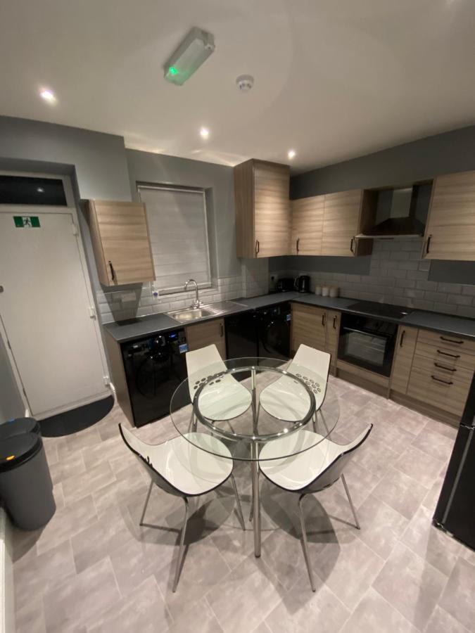 Private & Modern En-Suite Rooms Town Centre Self Check-In Barnsley Eksteriør bilde
